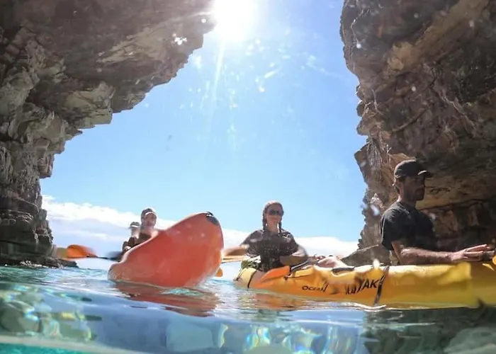 Caramel Comforts In Stinjan Only 800 M From The Beach, Free Parking